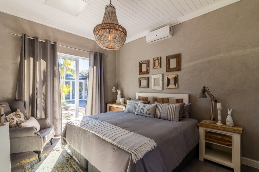 5 Bedroom Property for Sale in Num Num Cape Estate Western Cape
